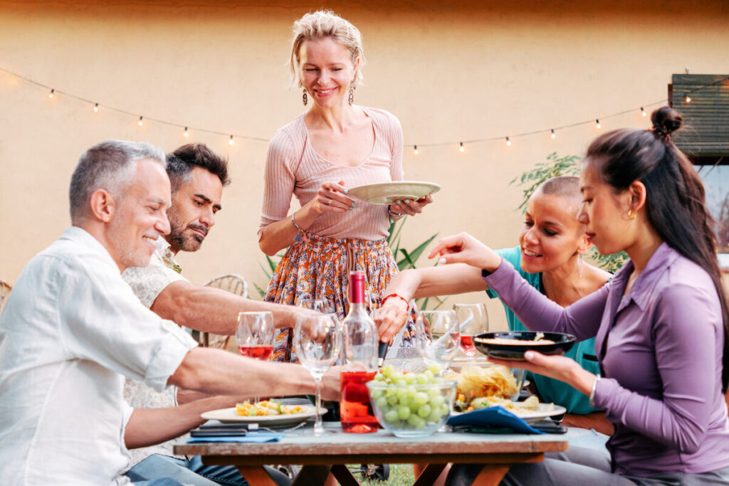 A Food Lover’s Guide to Dining in Coosawattee River Resort: Best Eats and Hidden Gems